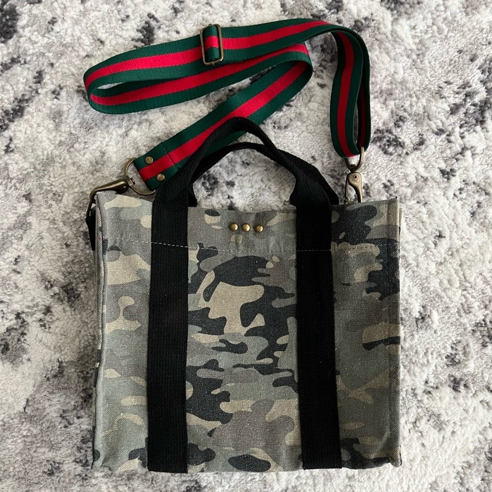 Camo crossbody bag
